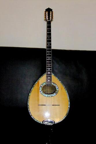 bouzouki1.jpg