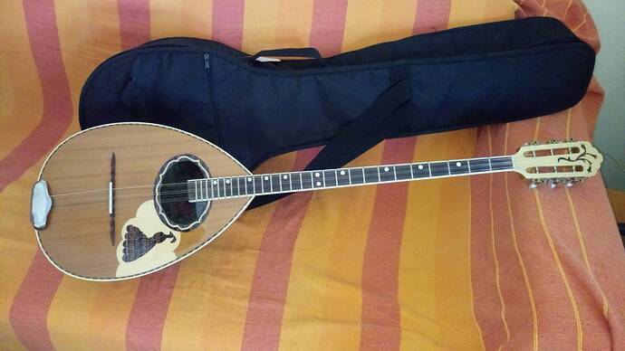 bouzouki1